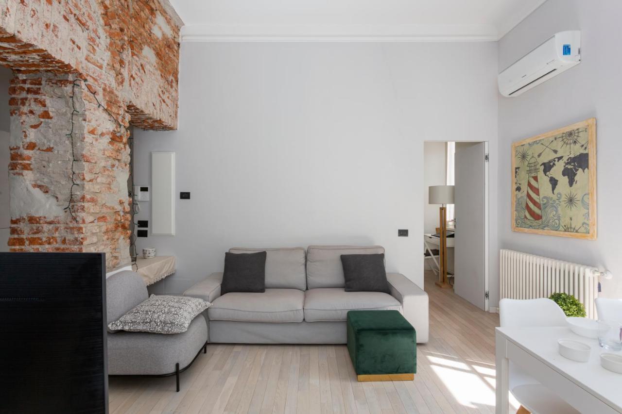 Lovely & Modern Home In China Town Area - Via Rosmini Milão Exterior foto